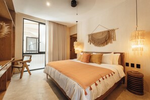 In-room safe, blackout curtains, free WiFi - Satori Tulum (Tulum)