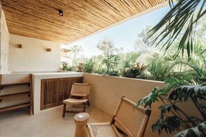 Deluxe-Apartment, eigener Pool, Poolblick | Eigener Pool