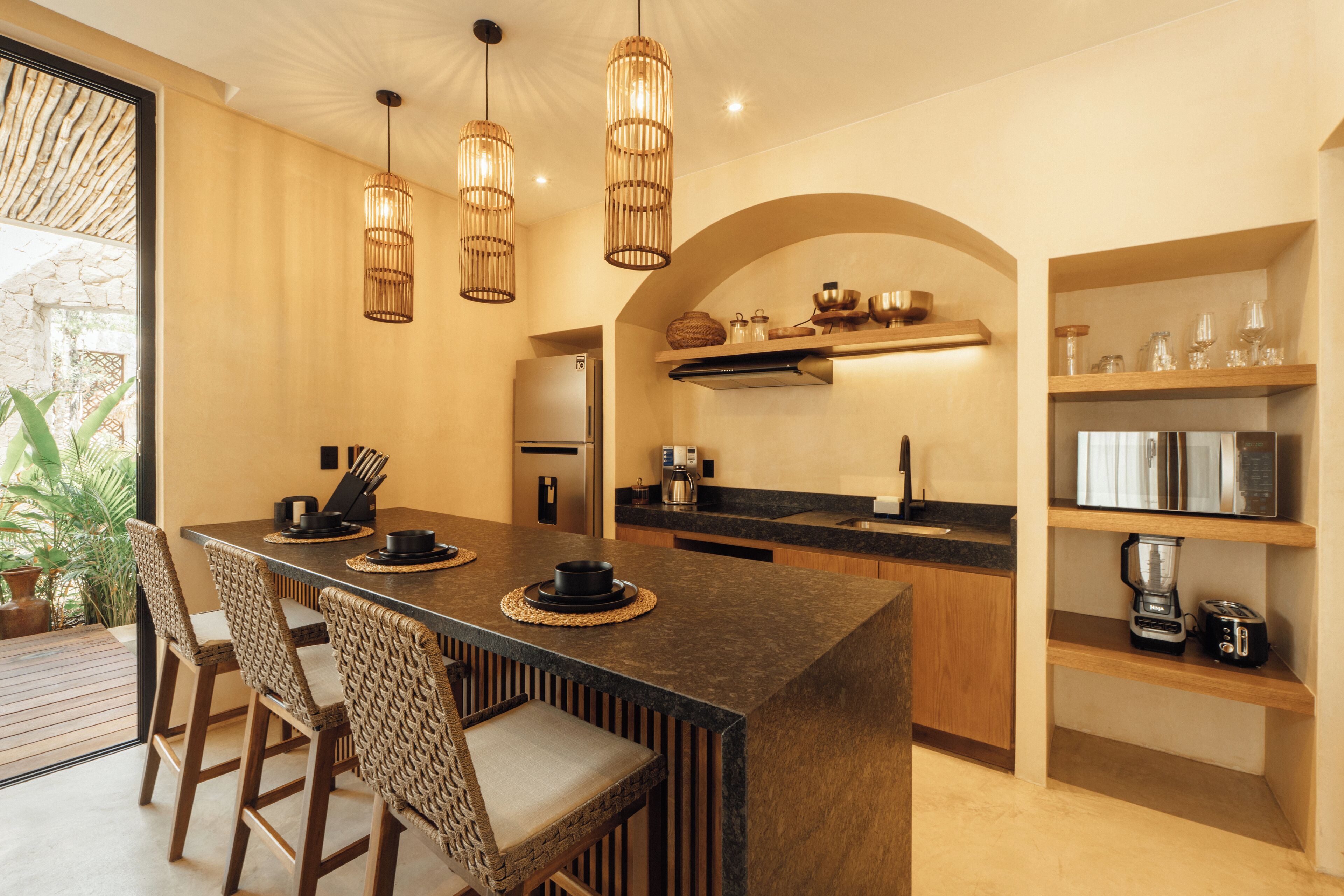 Deluxe Apartment, Private Pool, Garden View | Private kitchen