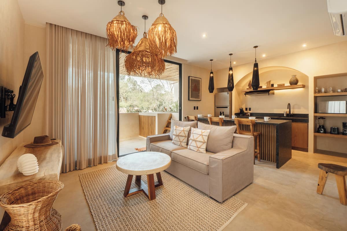 Deluxe Apartment, Private Pool, Pool View | Ruang tamu