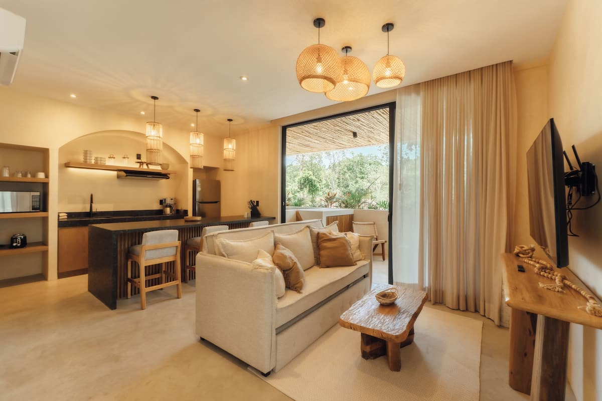 Deluxe Apartment, Private Pool, Pool View | Ruang tamu