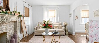 The PINK HOUSE in Downtown Clarksville