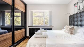 2 bedrooms, iron/ironing board, travel crib, WiFi