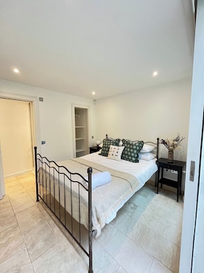 2 bedrooms, iron/ironing board, travel crib, WiFi