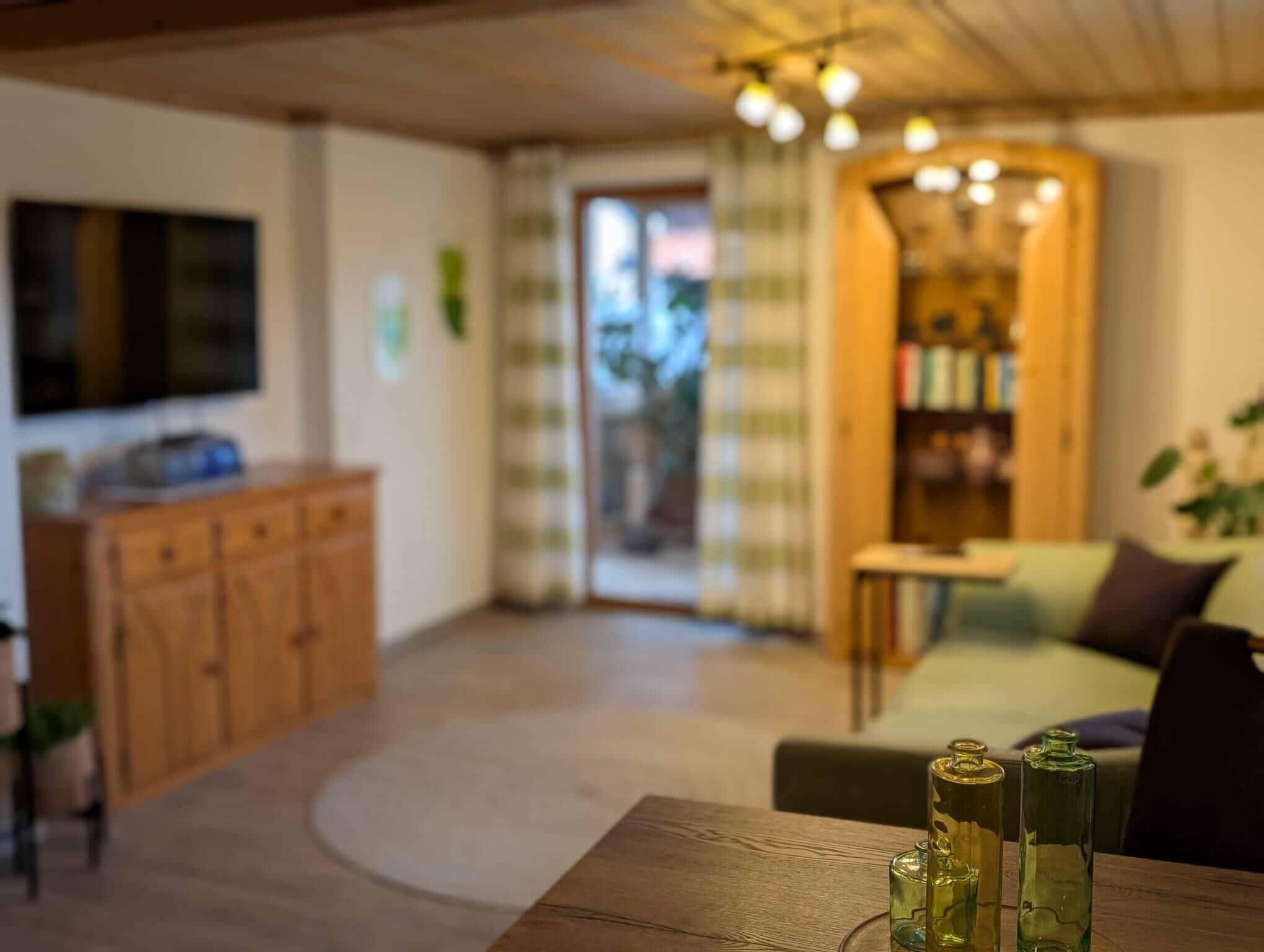 Liebevoll Eingerichtete Ferienwohnung Mit Terrasse Und Wintergarten - Arrach