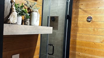 Luxury Suite