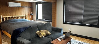 Beamsville Rustic Modern Suites