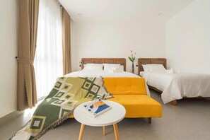 6 habitaciones, tabla de planchar con plancha, wifi y ropa de cama 