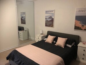3 bedrooms, desk, iron/ironing board, travel crib