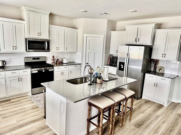 Microwave, oven, stovetop, dishwasher