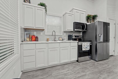 -NEW- Tiny House: Bessie Belle. Close to Rocker B!