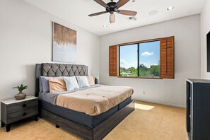 5 dormitorios, tabla de planchar con plancha, wifi gratis y ropa de cama