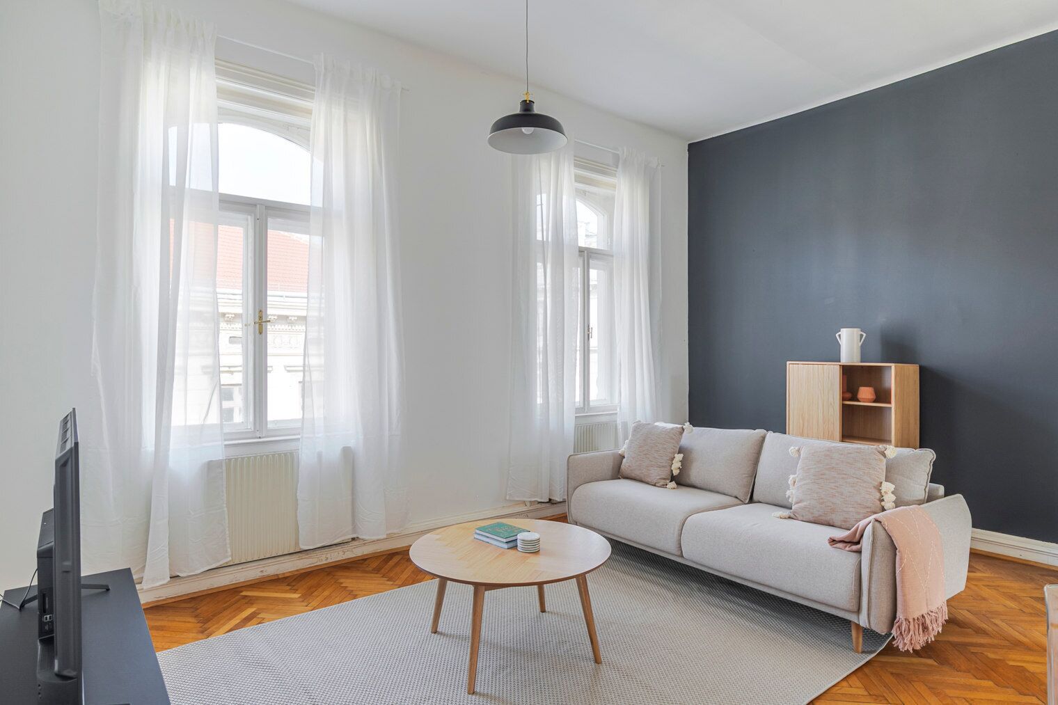 电视、立体声音响