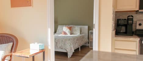 1 bedroom, desk, iron/ironing board, WiFi