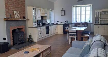 Cozy School House Retreat in Foynes