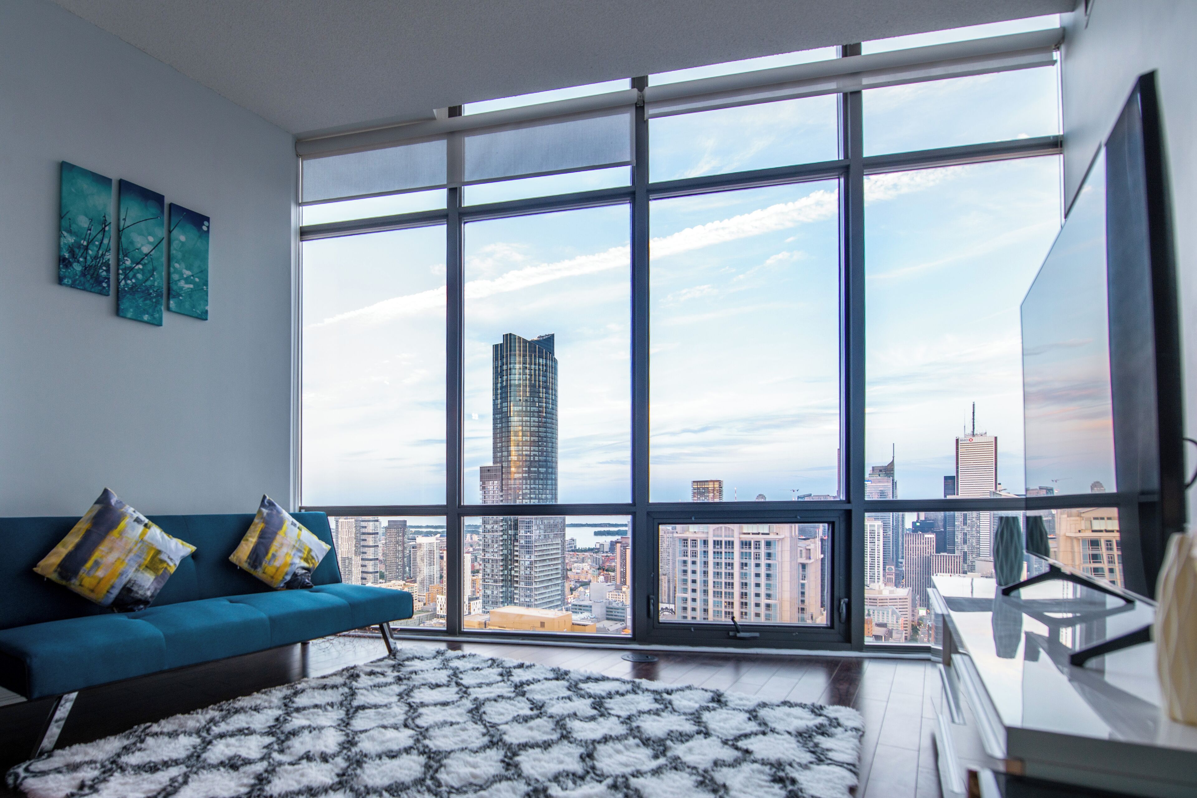 Deluxe Room, City View | Blackout drapes, soundproofing, iron/ironing board, free WiFi