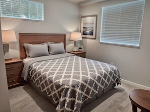3 bedrooms, iron/ironing board, free WiFi, bed sheets - Modern 3BR Hollywood Stay – Exclusive Access & Upscale Amenities (Los Angeles)