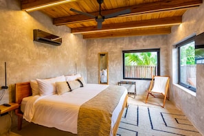4 bedrooms, iron/ironing board, Internet, bed sheets