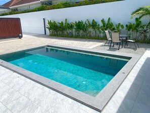 Piscine extérieure