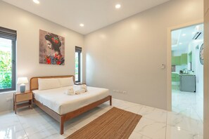 Villa, Patio