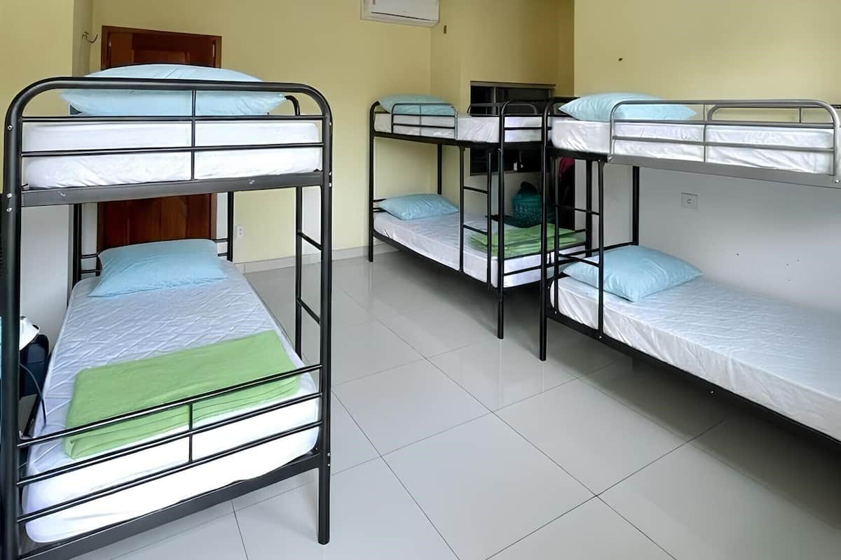 Shared Dormitory | Wi-fi percuma