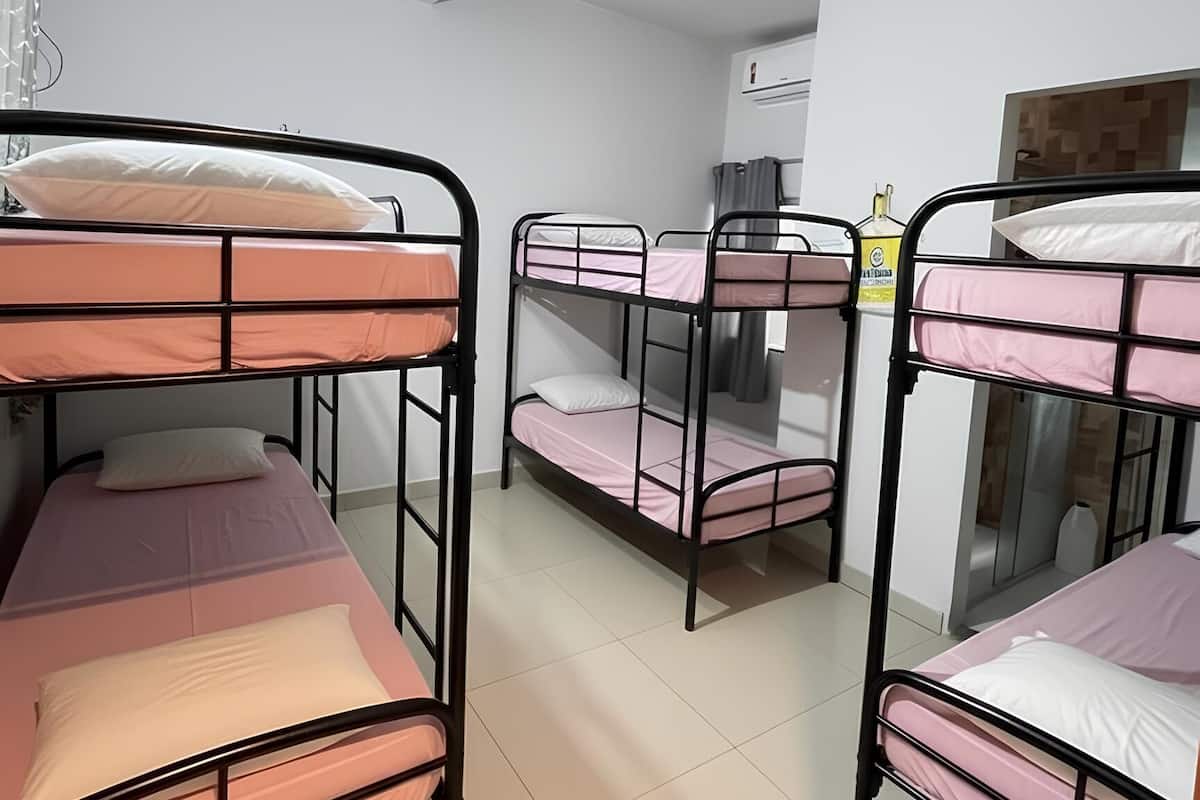 Shared Dormitory | Wi-fi percuma