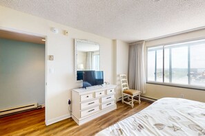 2 bedrooms, internet, bed sheets