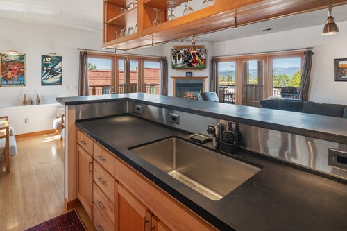 Top-Floor Condo in Downtown Sandpoint - Sleeps 6