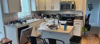 Fabulous 3-bedroom house with AC in charming Lafayette