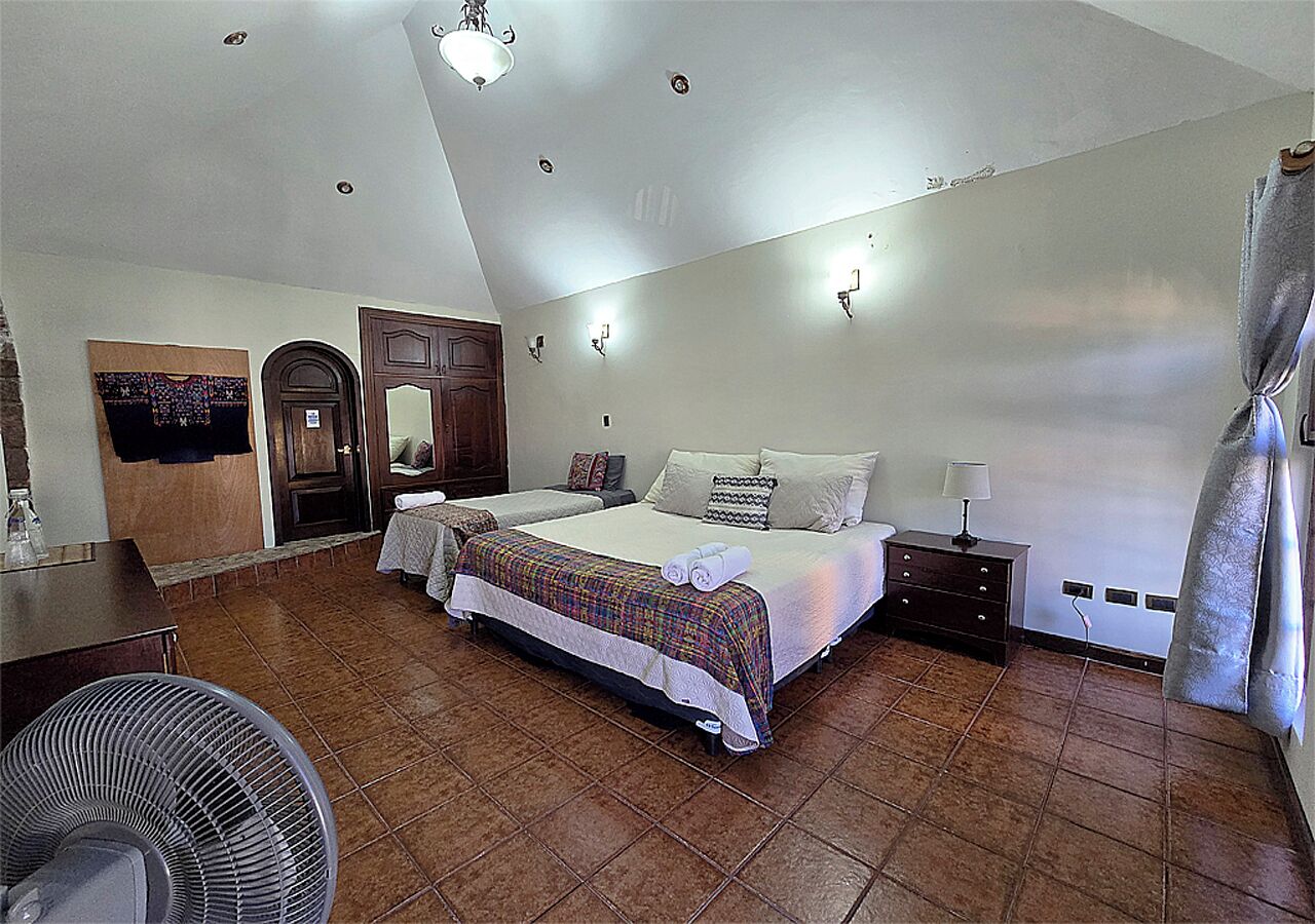 Deluxe Triple Room, City View