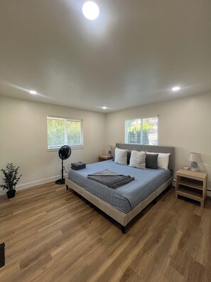 3 bedrooms, WiFi, bed sheets