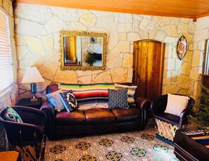 مدفأة، كُتُب