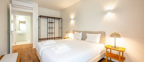 1 bedroom, iron/ironing board, Internet, bed sheets