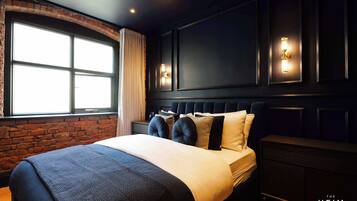 4 slaapkamers, een strijkplank/strijkijzer, wifi, beddengoed