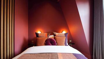 4 chambres, fer et planche à repasser, Wi-Fi, draps fournis