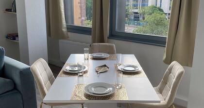Modern & central in the cityI 8 guests I kitchen I washing machine I balcony