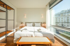 1 bedroom, iron/ironing board, internet, bed sheets