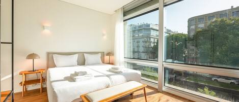 1 bedroom, iron/ironing board, internet, bed sheets