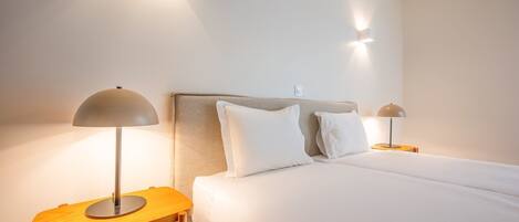 1 chambre, fer et planche à repasser, accès Internet, draps fournis