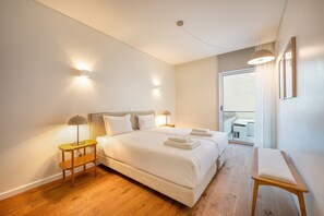 1 chambre, fer et planche à repasser, accès à Internet, literie fournie