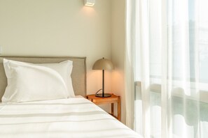 1 bedroom, iron/ironing board, Internet, bed sheets