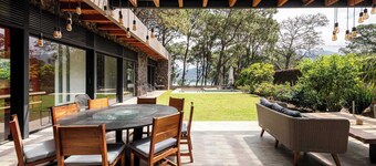 Pedacito de Lago: Lakeview Home w/ Private Pool