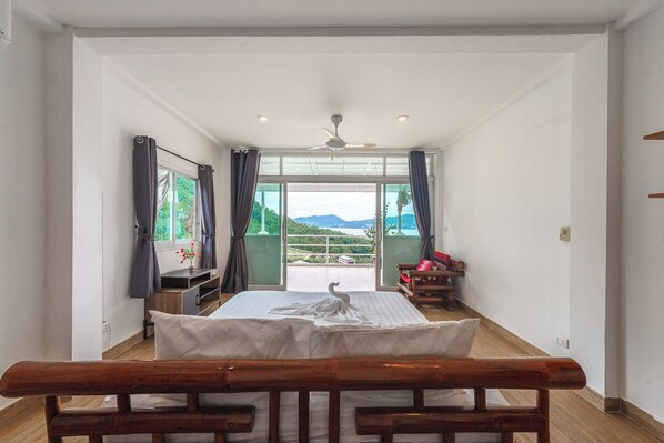 Villa, Bay View | Free WiFi