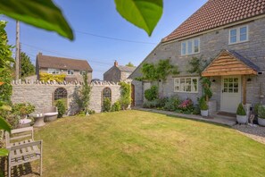 Exterior - Beautiful Home & Garden in Somerset Countryside (West Lydford)