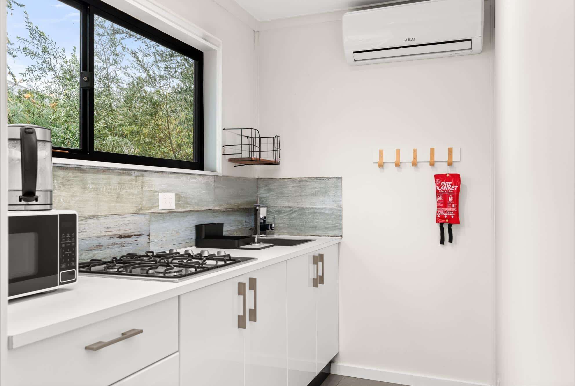 微波炉、炉灶、烤面包机、厨具/餐具