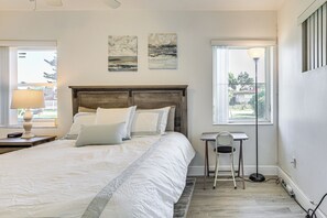 2 chambres, bureau, fer et planche à repasser, accès Internet