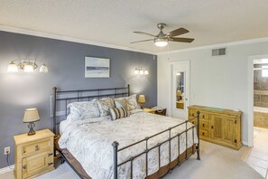 2 chambres, fer et planche à repasser, accès Internet, draps fournis