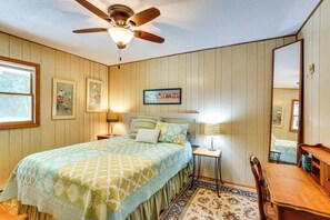 3 bedrooms, desk, iron/ironing board, travel cot - Outdoor Fun w/ Family! Quiet Escape in Zionville (Zionville)