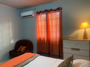 2 chambres, bureau, Wi-Fi gratuit, draps fournis