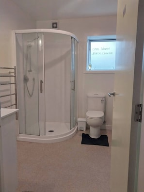 Shared Dormitory, 1 Bedroom, Accessible, Garden View | Bathroom